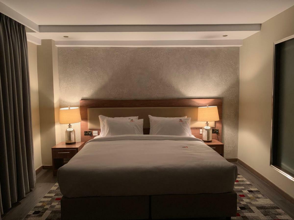 Taidy'S Suites - Nakuru Buitenkant foto