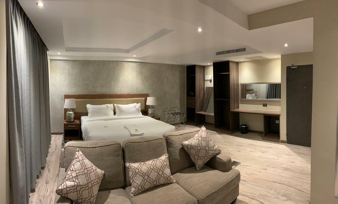 Taidy'S Suites - Nakuru Buitenkant foto
